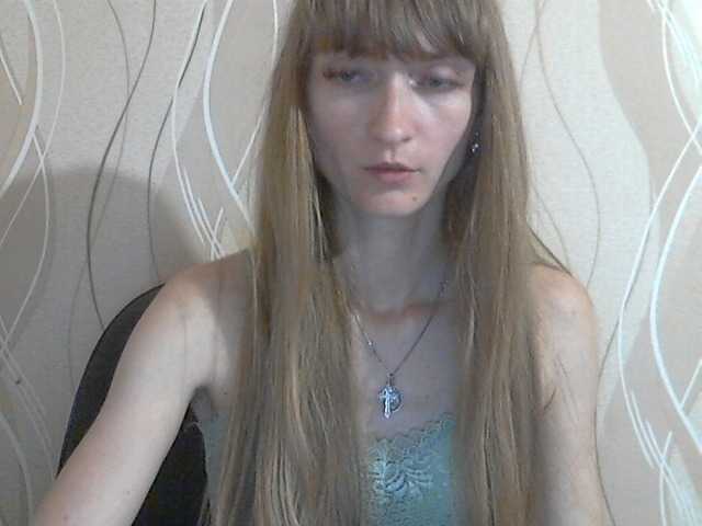 Capturi de ecran de difuzare AsyaBlond