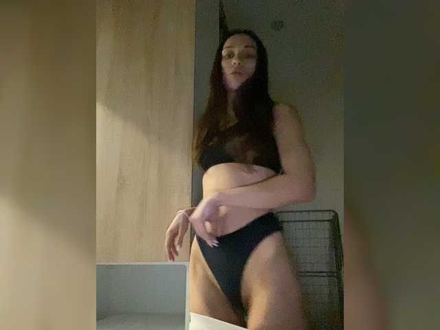 Capturi de ecran de difuzare AsyaSamka