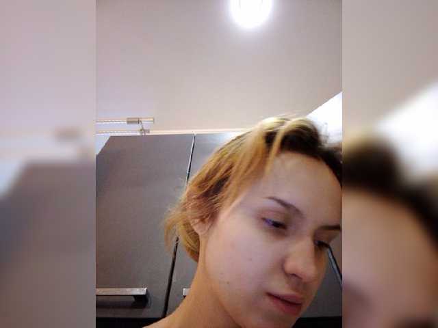 Capturi de ecran de difuzare Avaxstudio