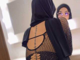 Chat video erotic aziiza-56