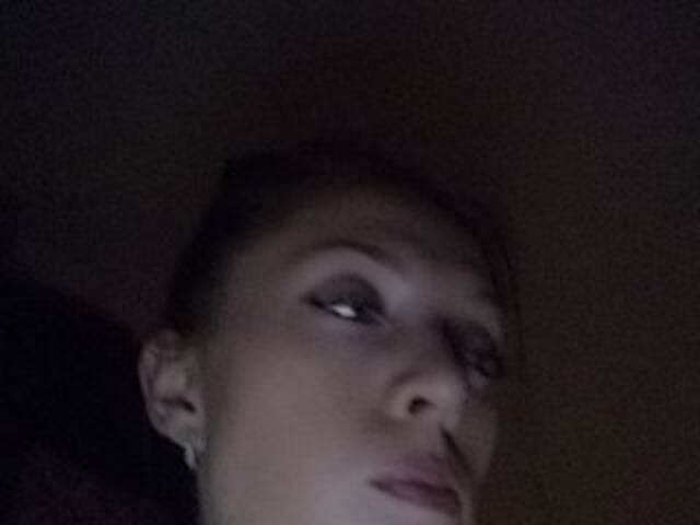 Capturi de ecran de difuzare b1ToorBoPussy