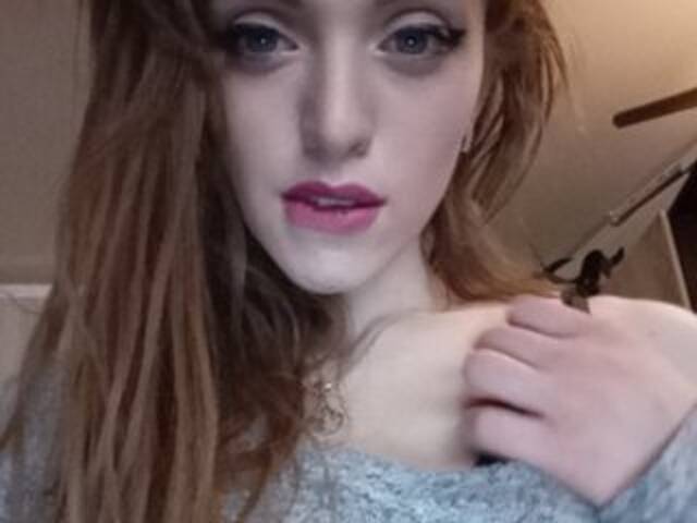 Capturi de ecran de difuzare b1ToorBoPussy