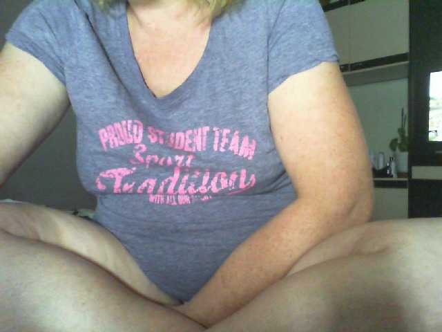 Capturi de ecran de difuzare BabyBBB