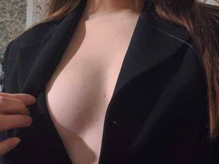 Chat video erotic Babymila069