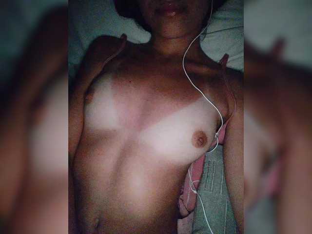 Capturi de ecran de difuzare BabySweetFace