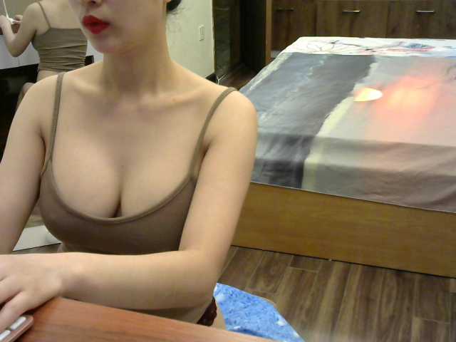Fotografii BabyWetDream Hi guys, my name is Mihako, flash boobs is 91 tokens, flash pussy is 99, dance is 100 squirt 500 --Need to 1000tokens squirt right now..