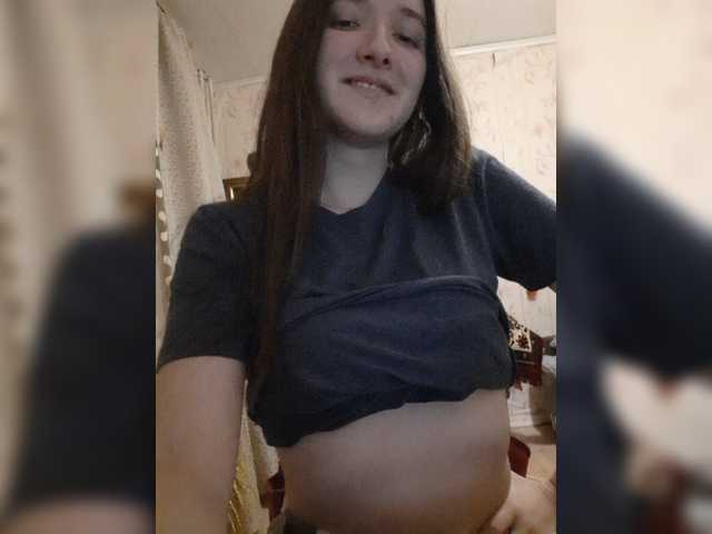 Capturi de ecran de difuzare Naughty__Girl