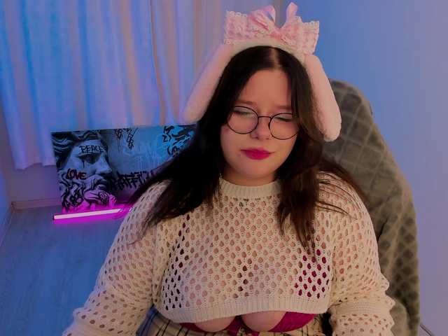 Capturi de ecran de difuzare barbie-boobss