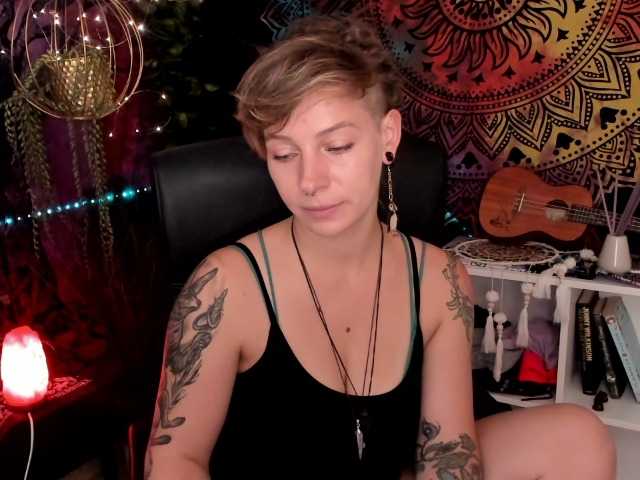 Capturi de ecran de difuzare BayleeDesire