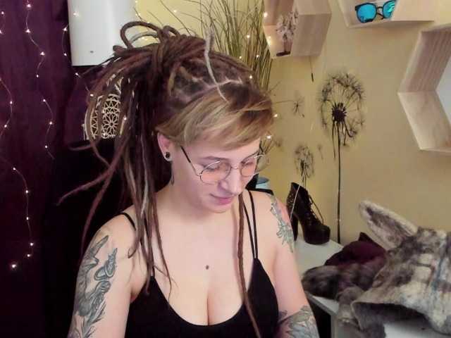 Capturi de ecran de difuzare BayleeDesire