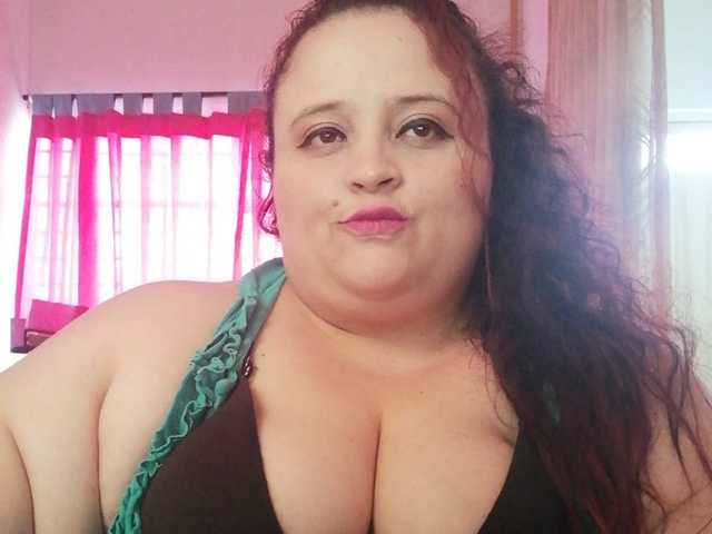 Fotografii BBW-Horny Sexy curvy latina with big tits and big ass, we have fun for a while bb