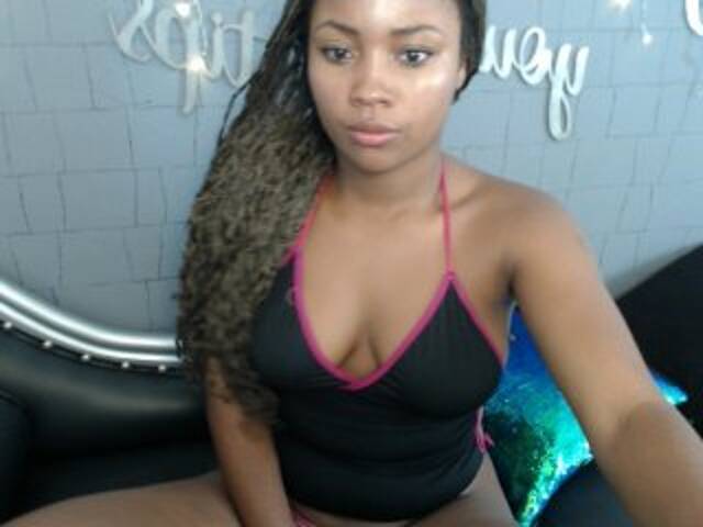 Capturi de ecran de difuzare BbyChocolatt