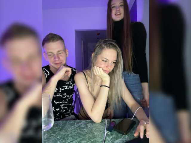 Capturi de ecran de difuzare BC-SwedishFamily