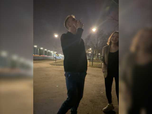 Capturi de ecran de difuzare BC-SwedishFamily