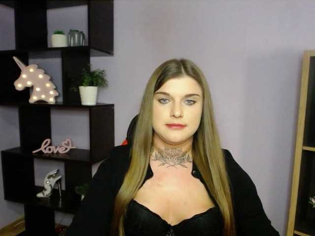 Capturi de ecran de difuzare BeautySadie