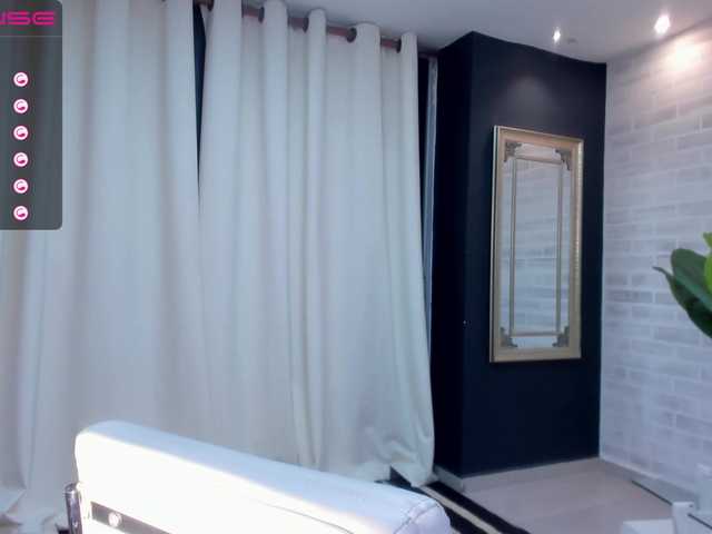 Capturi de ecran de difuzare BeccaRoberts