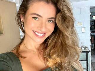 Chat video erotic BelaFord