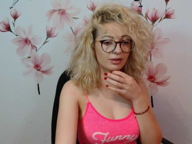 Capturi de ecran de difuzare bellaajoe