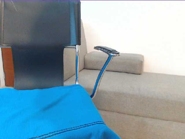 Capturi de ecran de difuzare Bellapeach