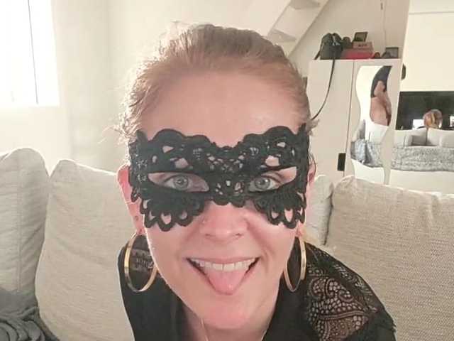 Fotografie a profilului bellemasquer