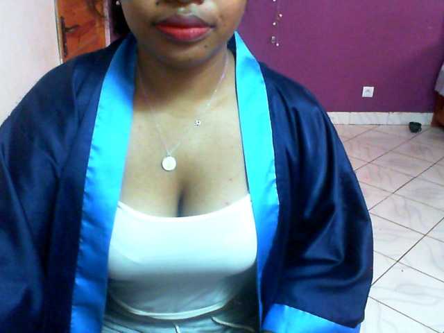 Capturi de ecran de difuzare BethJoyX