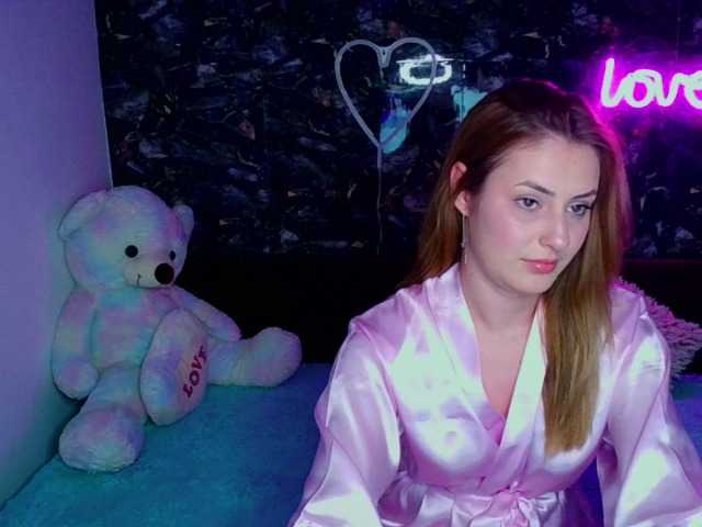 Capturi de ecran de difuzare bettyy23