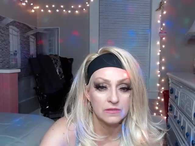 Capturi de ecran de difuzare BiancaStClair