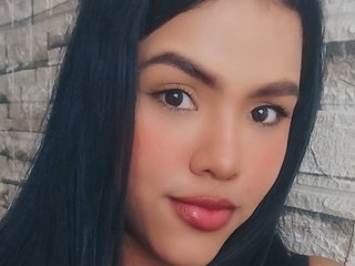 Chat video erotic Bicky24