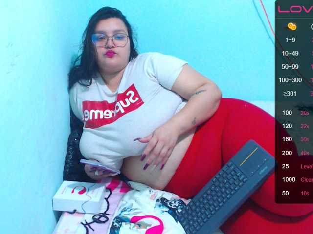 Fotografii big-woman welcome ami room I'm a hot girl wanting to play and fulfill your fatasias come play :hot