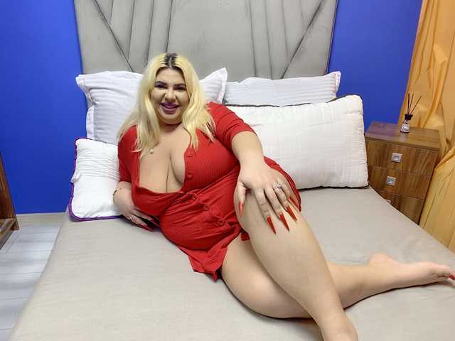 Fotografie a profilului BigHornyBoobs