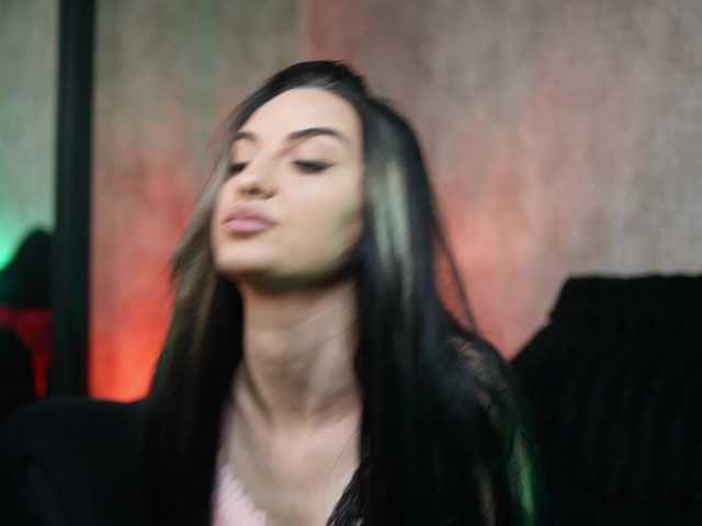 Capturi de ecran de difuzare BikiJo