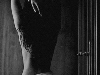 Fotografie a profilului Blackbarbie7