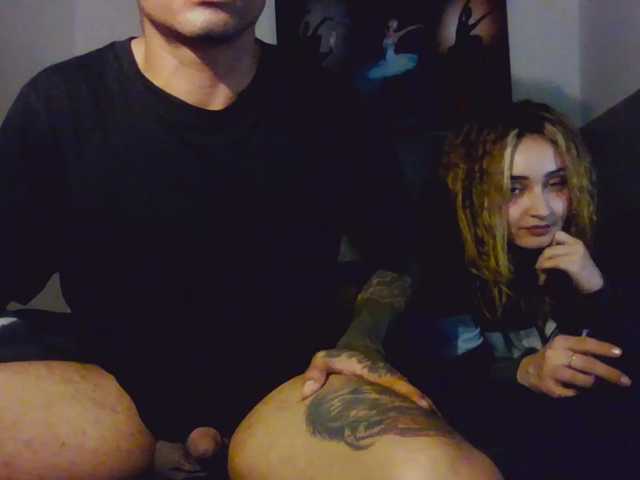 Capturi de ecran de difuzare Blackcastlecouple