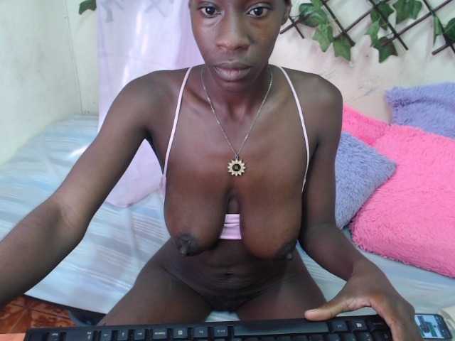 Capturi de ecran de difuzare blackxxhorny