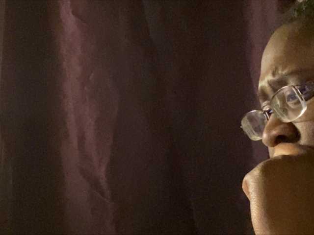 Capturi de ecran de difuzare Blkwinelover