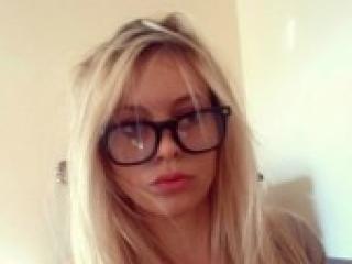 Chat video erotic blonddooll