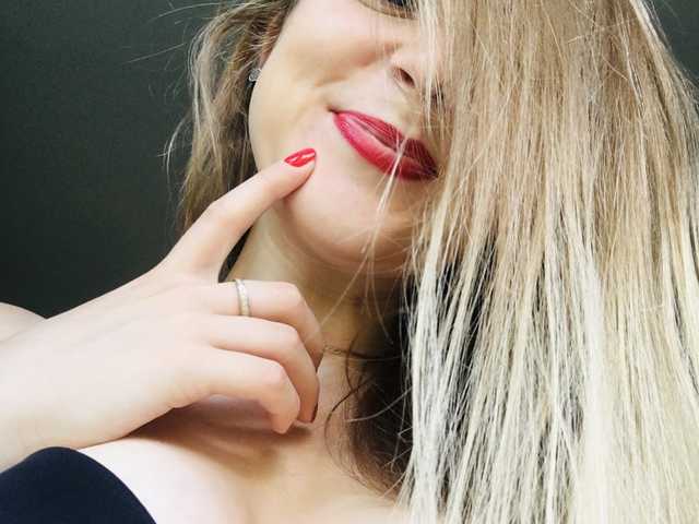 Fotografie a profilului blonde-kisses