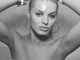 Fotografie a profilului blondiestar