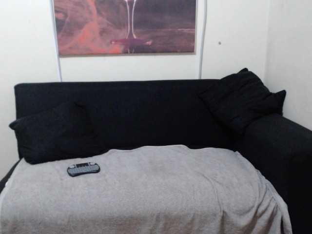 Capturi de ecran de difuzare BlondQ2003