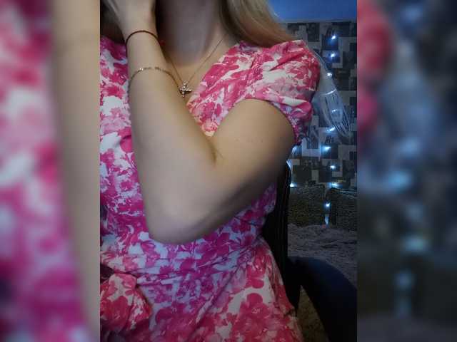 Capturi de ecran de difuzare Aksiniyaa