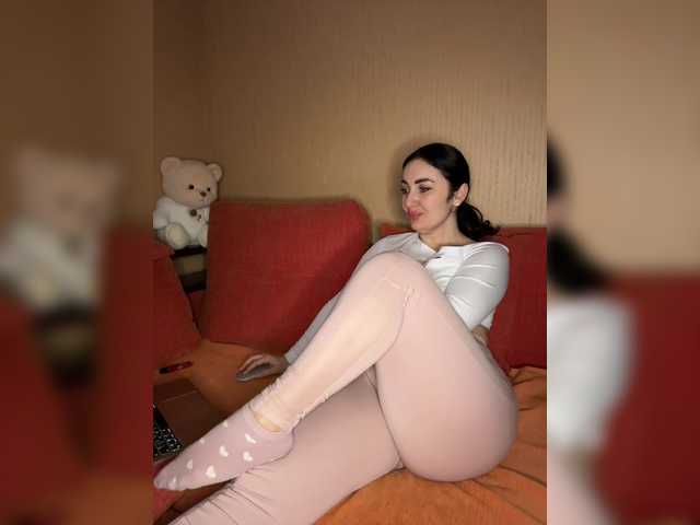 Capturi de ecran de difuzare _Layla_