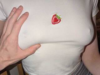 Chat video erotic Almond_milk