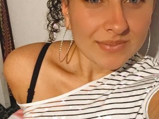 Chat video erotic Blueyes-latin