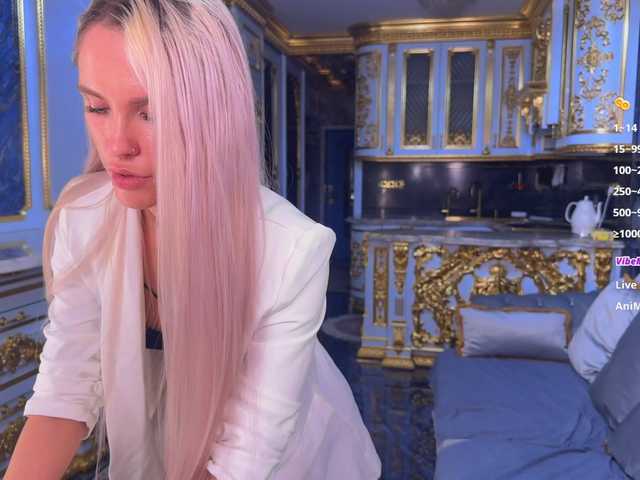 Capturi de ecran de difuzare BlushMikki