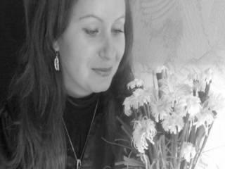 Fotografie a profilului bondwoman