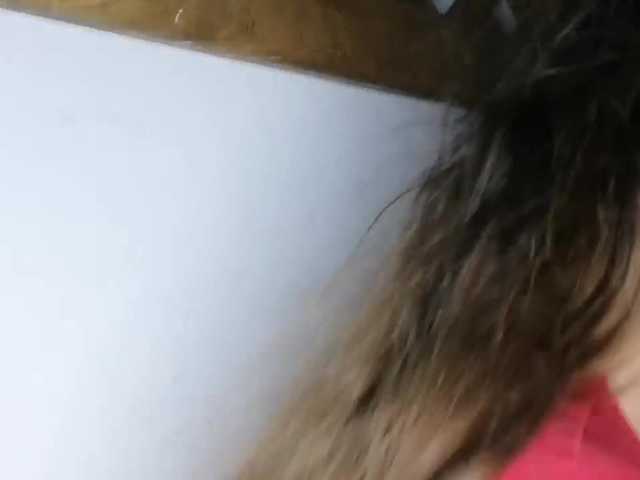 Capturi de ecran de difuzare anyANDkriss