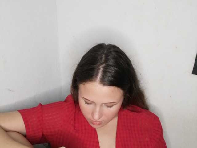 Capturi de ecran de difuzare anyANDkriss