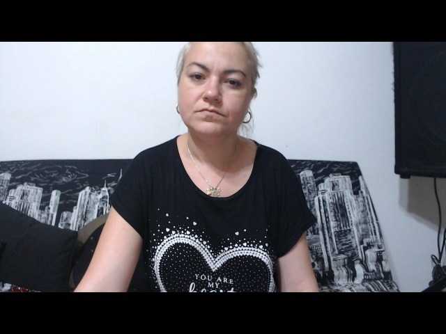 Capturi de ecran de difuzare Softhottmilf