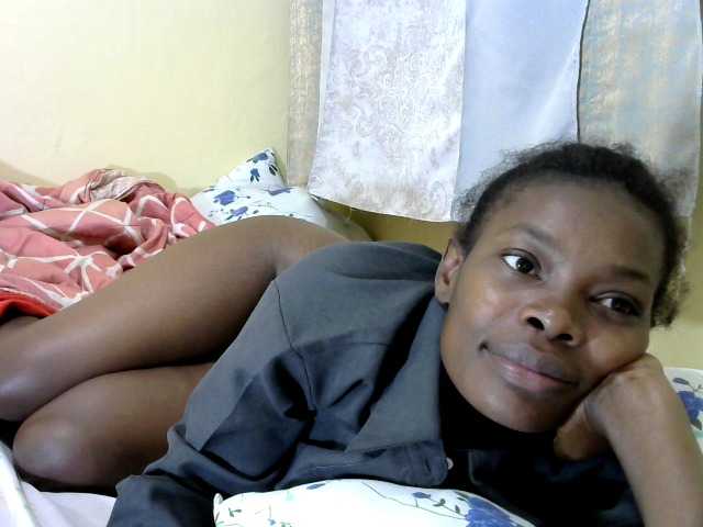 Capturi de ecran de difuzare Boobsgirl
