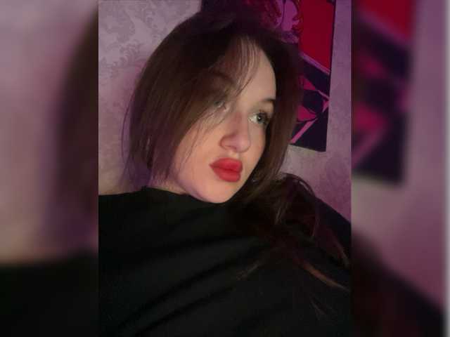 Capturi de ecran de difuzare BoredGirl